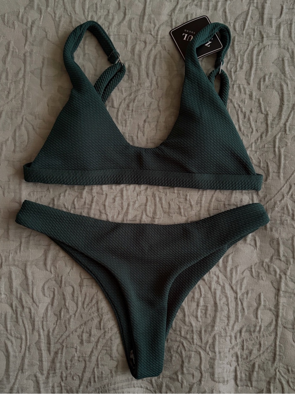 Zaful NWT Bralette Bikini Set Size 4 Deep Green Textured Vacation Beach Cruise